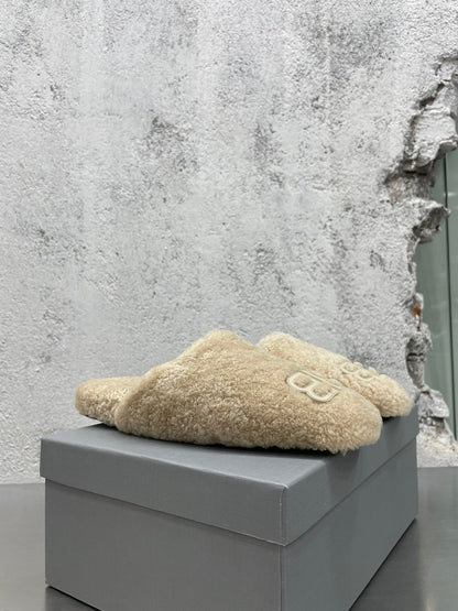 Slippers