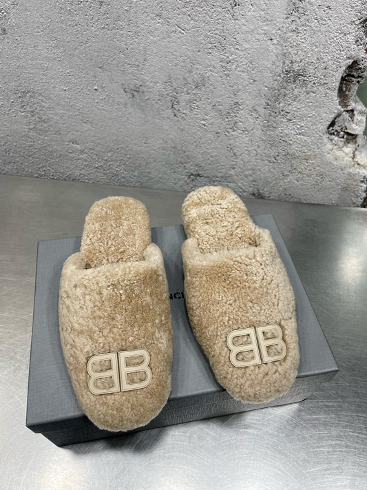 Slippers