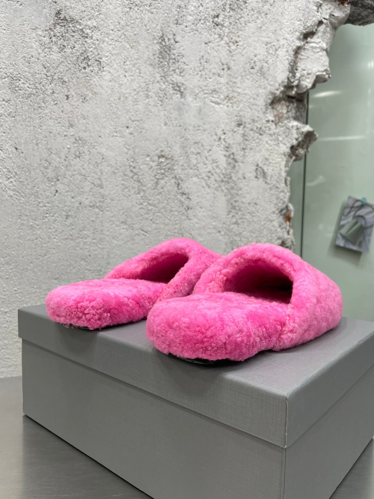 Slippers