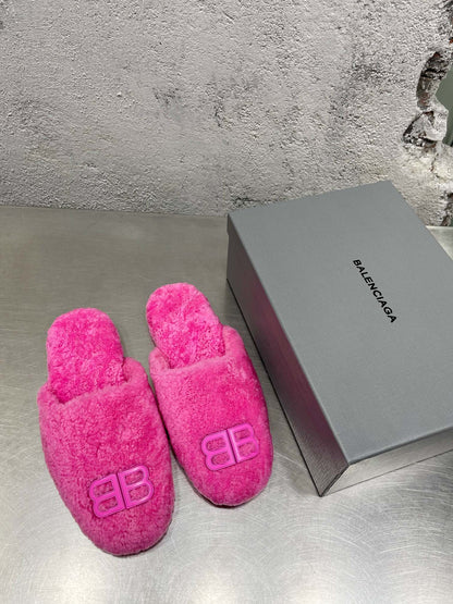 Slippers