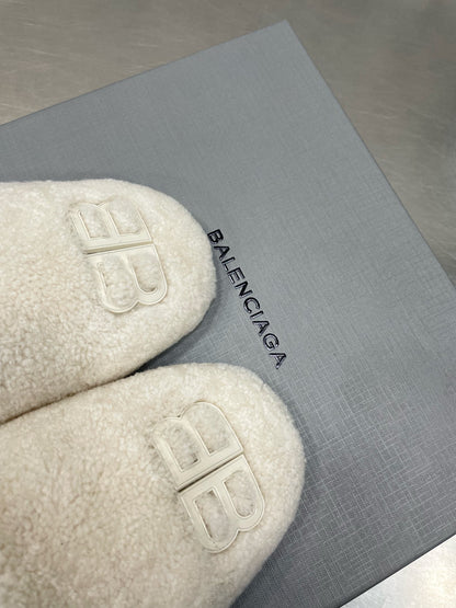 Slippers