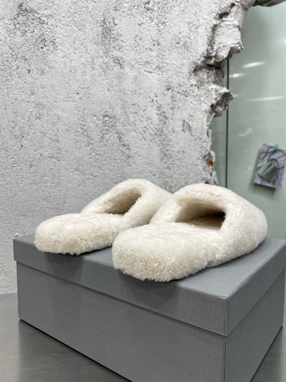 Slippers
