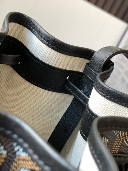 Bucket Bag