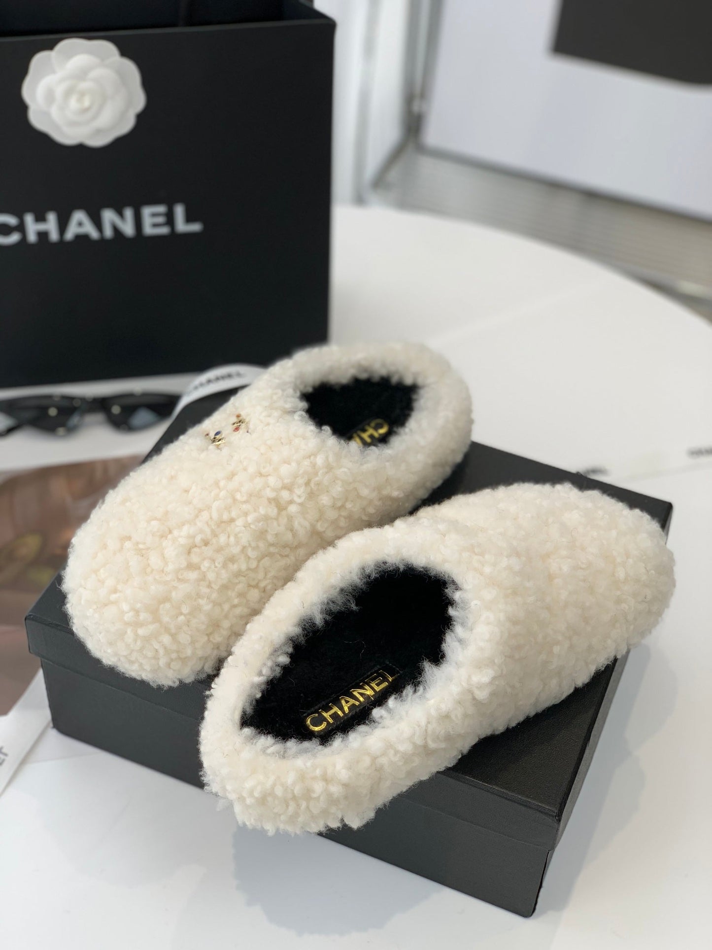 Slippers