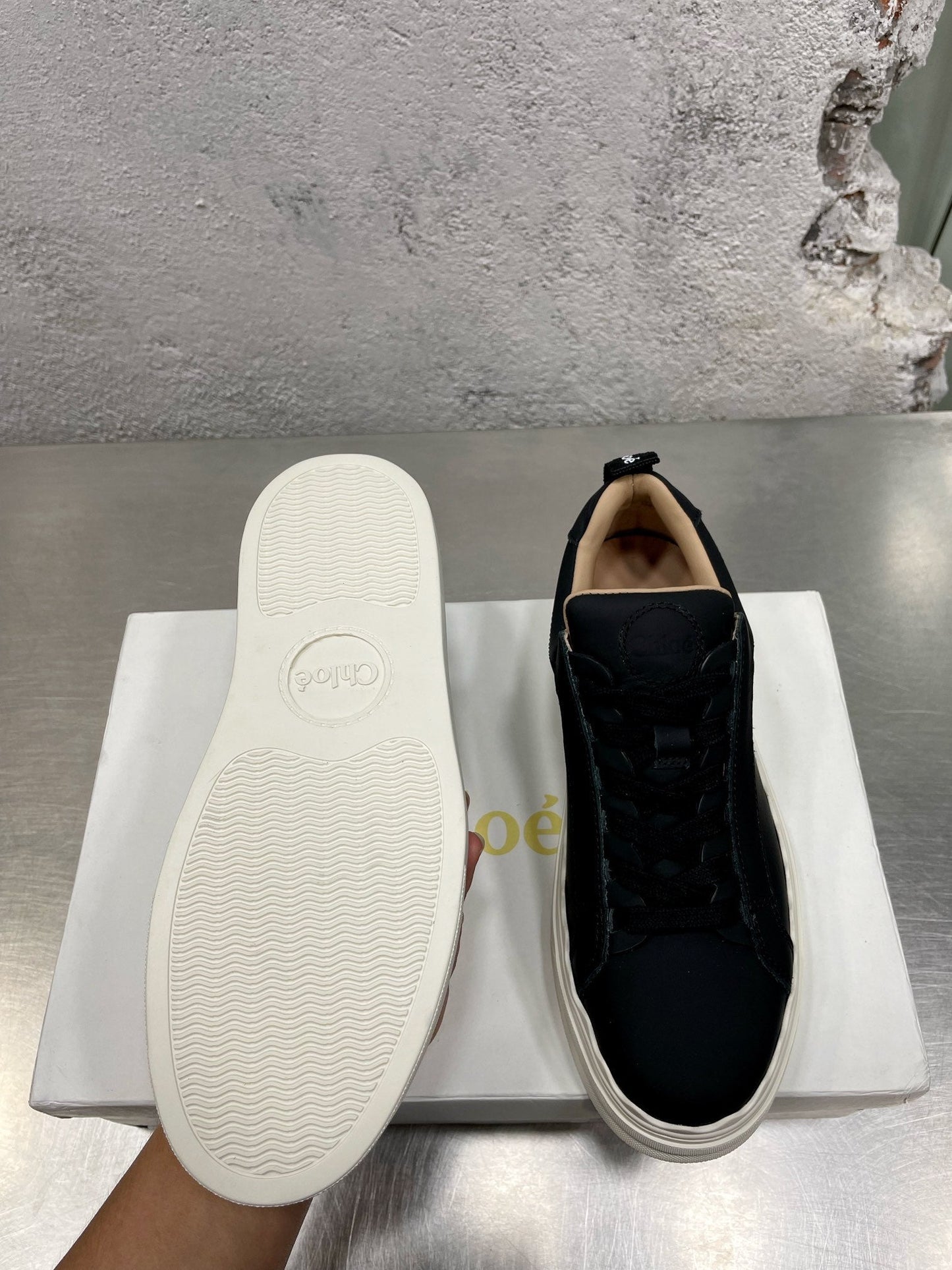 Sneakers