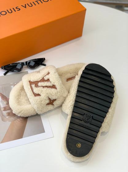 Slippers
