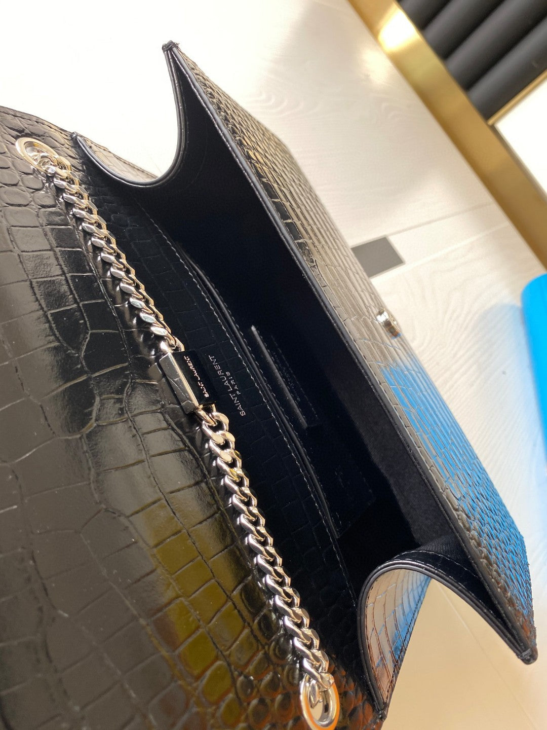 Handbag